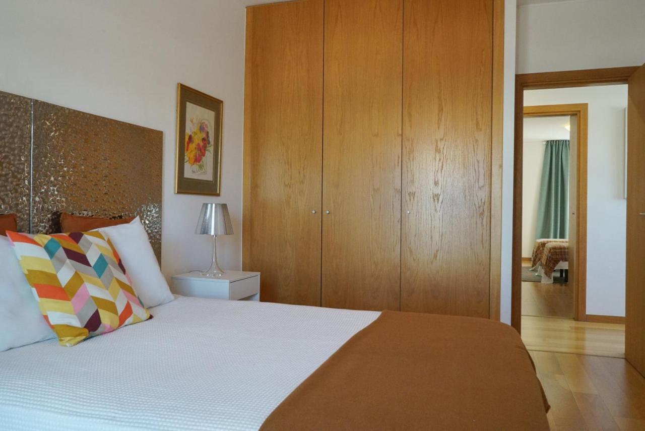 Oriente River View W/ Balcony&garage Apartment *
